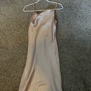 Bebe scoop neck satin good maxi dress